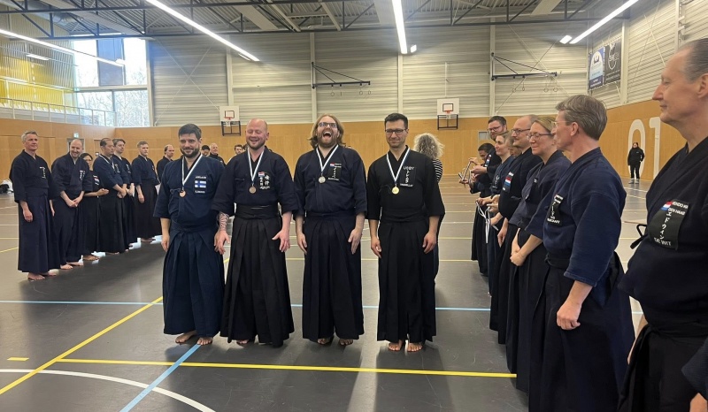 Fichier:Jodo ishido cup 3.jpg